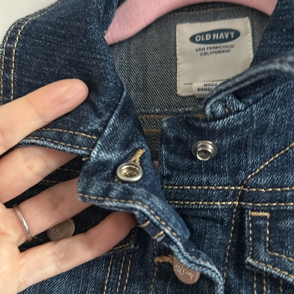 Baby Girl Old Navy Brand Jean Jacket - Size 18-24mths - Picture 4 of 5